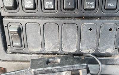 Used 2007 International 8600 Miscellaneous Dash Switches (Air Suspension Dump)