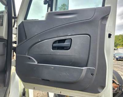 Used 2009 International 8600 Right Grey Power Interior Door Panel