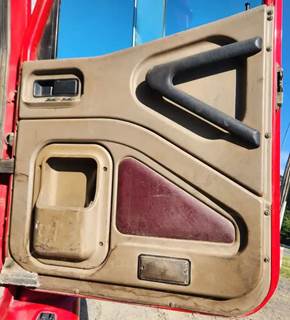 International 9200i Interior Part