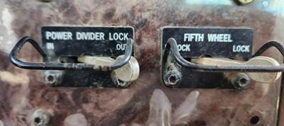 International 9200i Interior Part