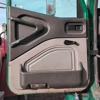 International 9200i Interior Part