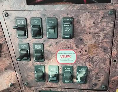 International 9200i Interior Part