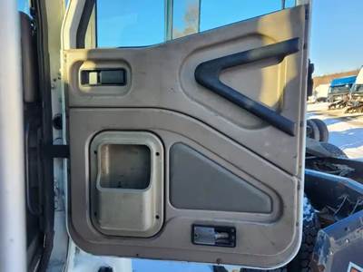 International 9200i Interior Part