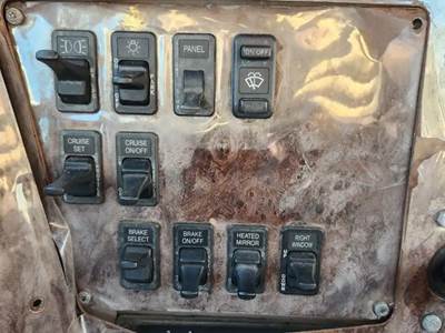 International 9200i Interior Part