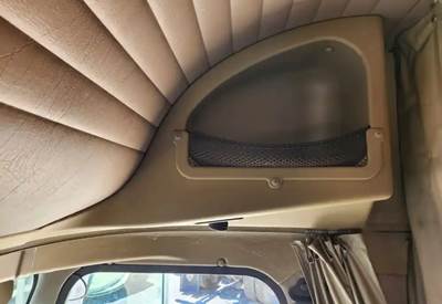 Used 2004 International 9400I Right Sleeper Cabinet, Tan Plastic