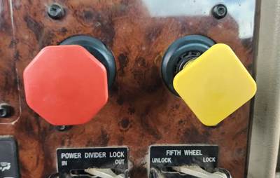 Used 2016 International 9900I Miscellaneous Dash Switches, Trailer Air Supply & Parking Brake