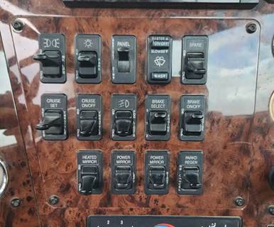 Used 2016 International 9900I Miscellaneous Dash Switches