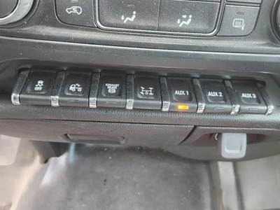 International CV515 Interior Part