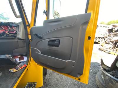 International DuraStar 4300 Interior Part