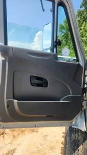 International DuraStar 4300 Interior Part