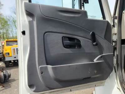 International DuraStar 4400 Interior Part