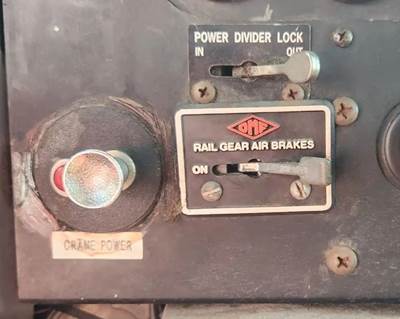 International F2554 Interior Part for a 1997 International F-2554