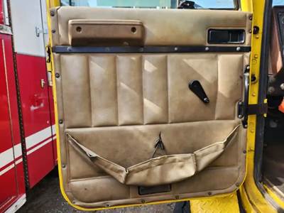 International F5070 Interior Part for a 1993 International F-5070