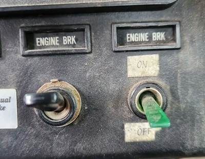 International F5070 Interior Part for a 1993 International F-5070