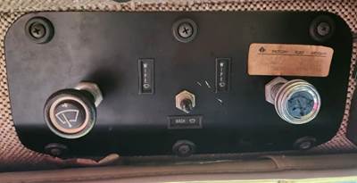 International F5070 Interior Part for a 1993 International F-5070