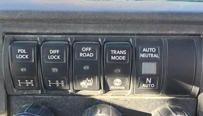 International HV613 Interior Part