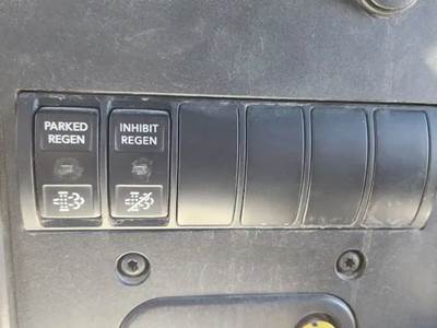 International HV613 Interior Part