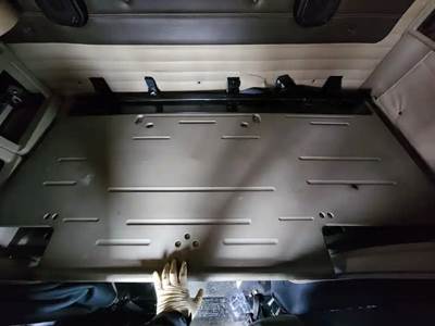 International HX520 Interior Part