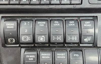 Used 2022 International HX520 Miscellaneous Dash Switches