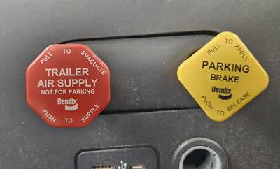 Used 2025 International LT Miscellaneous Dash Switches, Trailer Air Supply & Parking Brake