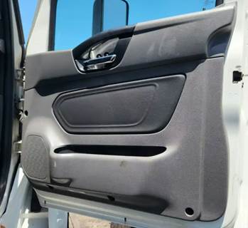 International LT625 Interior Part