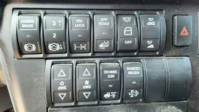 International LT625 Interior Part