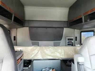 International LT625 Interior Part