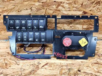 International LT625 Interior Part