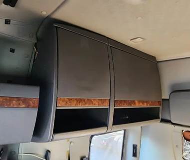 International LT625 Interior Part