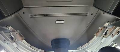 International LT625 Interior Part