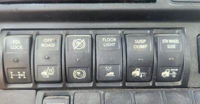 International LT625 Interior Part