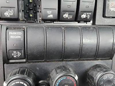 International LT625 Interior Part