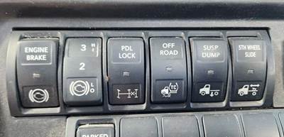 International LT625 Interior Part