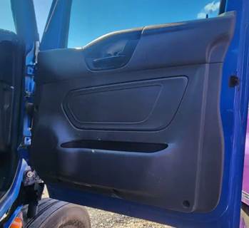 International LT625 Interior Part