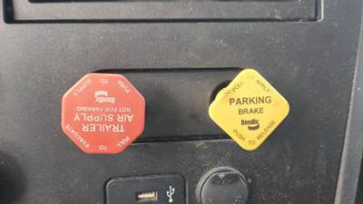 International LT625 Interior Part