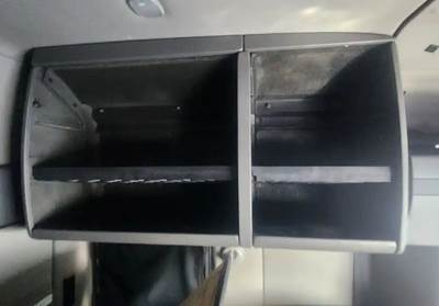 International LT625 Interior Part