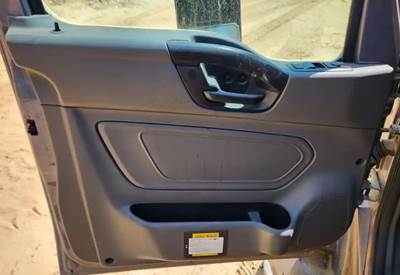 International LT625 Interior Part