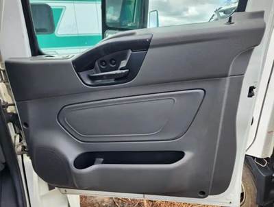 International LT625 Interior Part