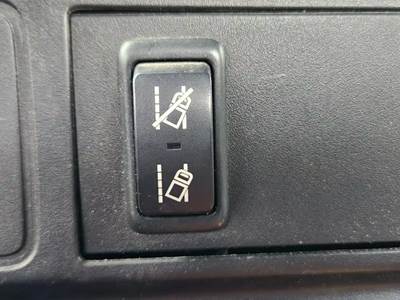 International LT625 Interior Part