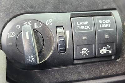 International LT625 Interior Part