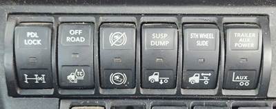 International LT625 Interior Part