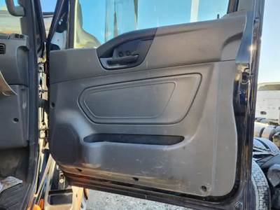 International LT625 Interior Part