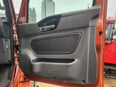 International LT625 Interior Part