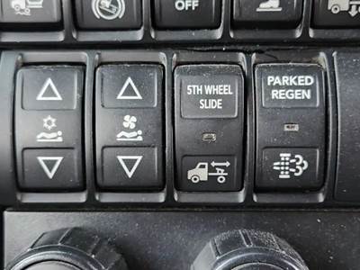 International LT625 Interior Part