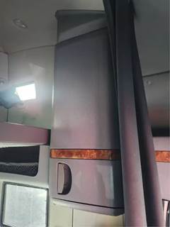 International LT625 Interior Part