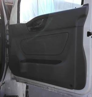 International MV607 Interior Part