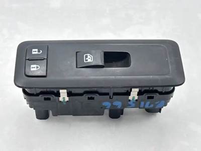 International MV607 Interior Part