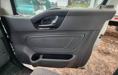 International MV607 Interior Part