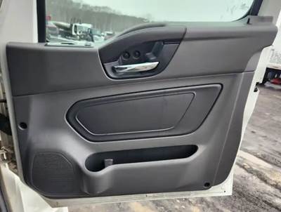 International MV607 Interior Part