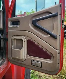 International Paystar 5900i Interior Part